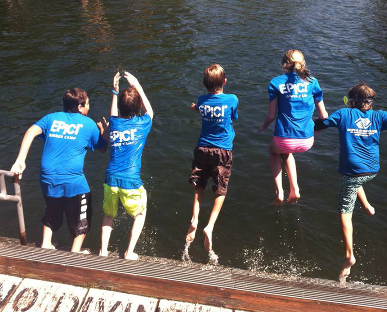 edmonds kids jumping into water